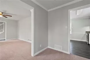 2037 Englewood Way, Snellville, GA 30078 - Photo 4