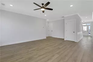 7048 Manchester Dr, Flowery Branch, GA 30542 - Photo 14