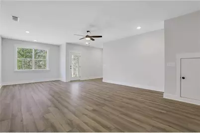 7048 Manchester Drive, Flowery Branch, GA 30542 - Photo 48