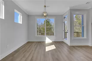 7048 Manchester Dr, Flowery Branch, GA 30542 - Photo 18