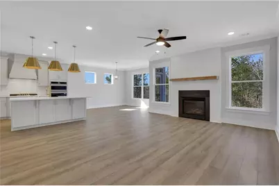 7048 Manchester Drive, Flowery Branch, GA 30542 - Photo 12