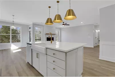 7048 Manchester Drive, Flowery Branch, GA 30542 - Photo 18