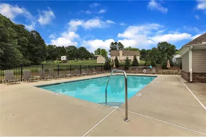 7048 Manchester Drive, Flowery Branch, GA 30542 - Photo 58
