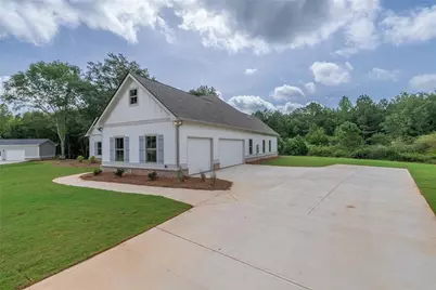 347 Woodfin Way, Social Circle, GA 30025 - Photo 4