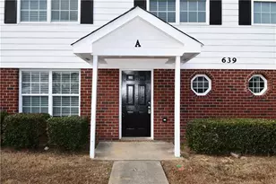639 Mill Stone Bluff, Monroe, GA 30655 - Photo 2