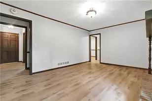 420 Creekview Ct, Marietta, GA 30064 - Photo 10