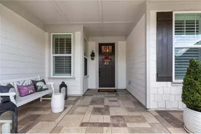 319 Erie Point, Hoschton, GA 30548 - Photo 6