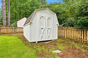 301 Martingale Dr, Peachtree City, GA 30269 - Photo 28