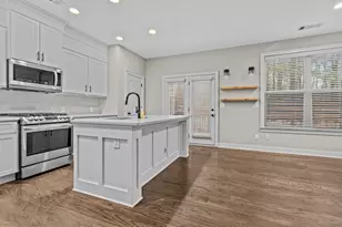 3209 Hallmark Ln, Buford, GA 30519 - Photo 4