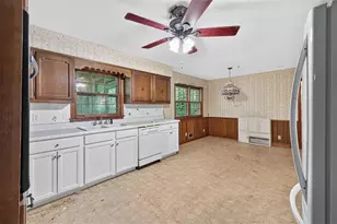 1824 Galilee Ct, Tucker, GA 30084 - Photo 6
