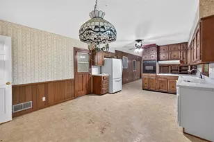 1824 Galilee Ct, Tucker, GA 30084 - Photo 4