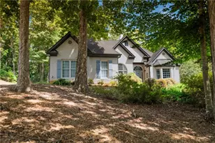 537 Old Collins Rd, Hoschton, GA 30548 - Photo 1