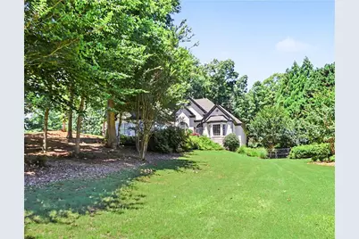 537 Old Collins Road, Hoschton, GA 30548 - Photo 2