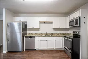 4696 Rockbridge Rd, Stone Mountain, GA 30083 - Photo 4