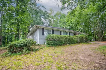 4696 Rockbridge Road, Stone Mountain, GA 30083 - Photo 2