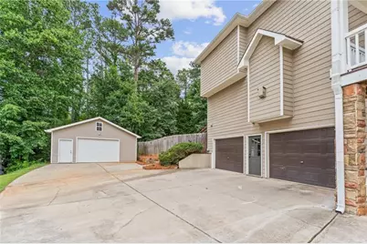 186 W Chestnut Way, Dallas, GA 30132 - Photo 2