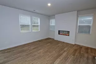 5153 Un Hts Wy, Flowery Branch, GA 30542 - Photo 6