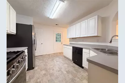 6949 Fairway Trail, Austell, GA 30168 - Photo 6