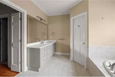 2796 Payton Oaks Drive, Atlanta, GA 30345 - Photo 22