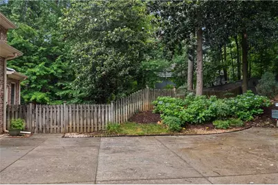 2796 Payton Oaks Drive, Atlanta, GA 30345 - Photo 44