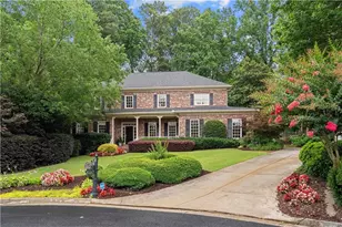 2796 Payton Oaks Dr, Atlanta, GA 30345 - Photo 2