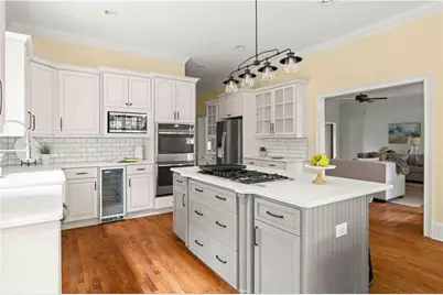 2796 Payton Oaks Drive, Atlanta, GA 30345 - Photo 8