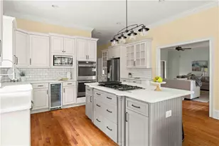2796 Payton Oaks Dr, Atlanta, GA 30345 - Photo 8