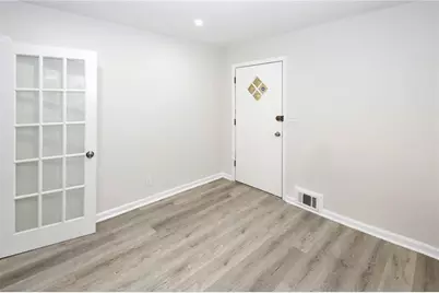 3860 King Arthur Road SW, Atlanta, GA 30331 - Photo 4