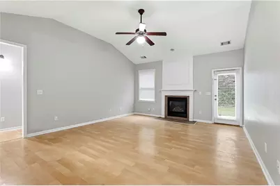 7373 Gossamer Street, Union City, GA 30291 - Photo 16