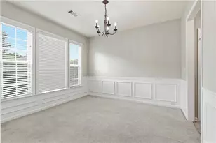 7373 Gossamer St, Union City, GA 30291 - Photo 8