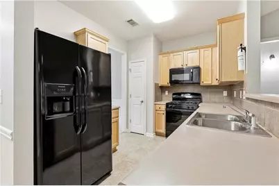 7373 Gossamer Street, Union City, GA 30291 - Photo 14