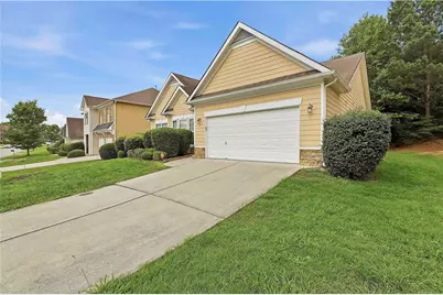 7373 Gossamer Street, Union City, GA 30291 - Photo 4