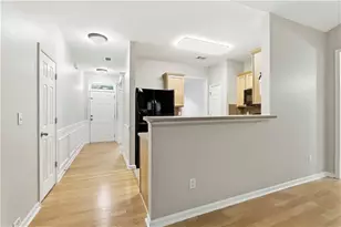 7373 Gossamer St, Union City, GA 30291 - Photo 12