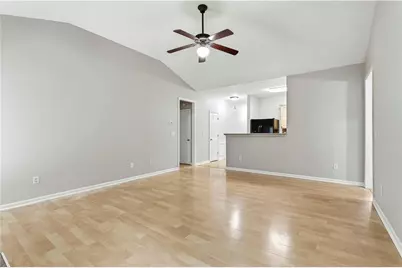 7373 Gossamer Street, Union City, GA 30291 - Photo 18