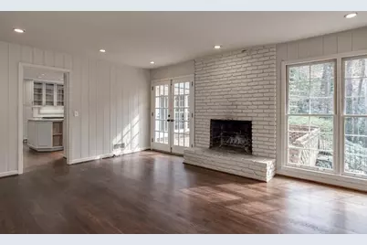 4601 Club Circle NE, Atlanta, GA 30319 - Photo 24