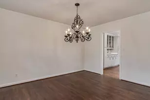 4601 Club Cir NE, Atlanta, GA 30319 - Photo 10