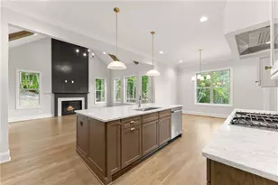 4860 Grandview Ct, Flowery Branch, GA 30542 - Photo 10