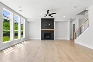 886 Keystone Dr, Woodstock, GA 30188 - Photo 8