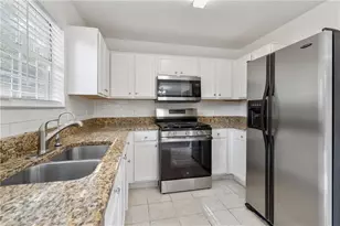 3200 Dundee Ridge Way, Duluth, GA 30096 - Photo 12