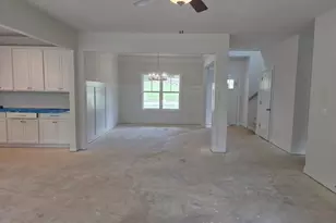 109 Southview Dr, Ellenwood, GA 30294 - Photo 6