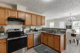 2979 Rusticwood Dr, Snellville, GA 30078 - Photo 10