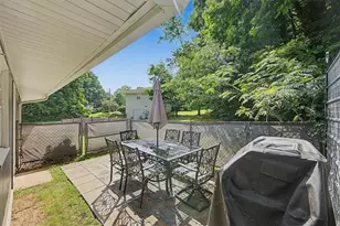 3654 Rock Springs Dr SW, Smyrna, GA 30082 - Photo 20