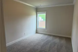 1057 Hawkins Creek Dr, Jefferson, GA 30549 - Photo 16