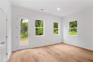 154 Stanhope Cir NW, Atlanta, GA 30314 - Photo 8