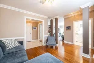 211 Colonial Homes Dr NW, Atlanta, GA 30309 - Photo 32