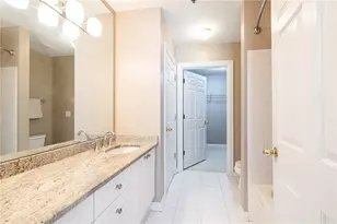 211 Colonial Homes Dr NW, Atlanta, GA 30309 - Photo 18