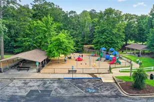 10680 Pinewalk Forest Cir, Alpharetta, GA 30022 - Photo 48