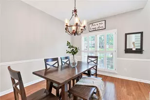 10680 Pinewalk Forest Cir, Alpharetta, GA 30022 - Photo 8