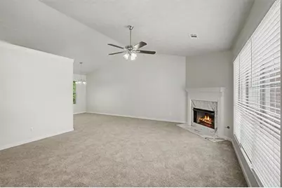 488 Barclay Court, Stone Mountain, GA 30083 - Photo 4