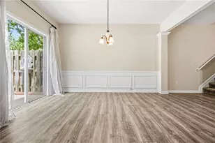 2079 Lakeshore Overlook Dr NW, Kennesaw, GA 30152 - Photo 10
